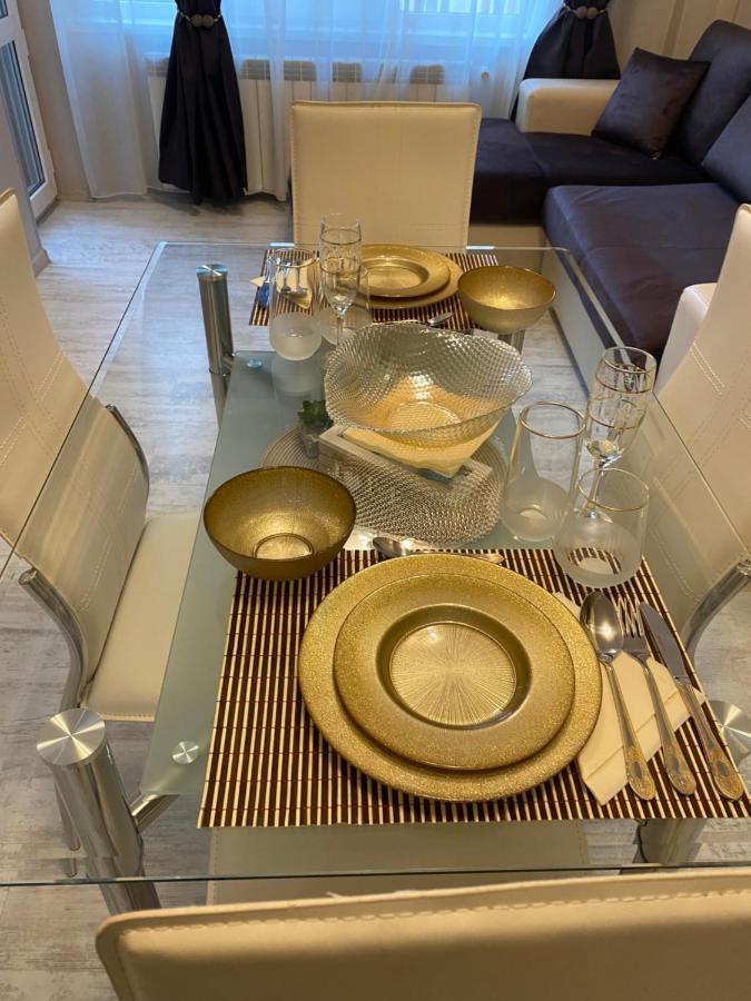 Iva Luxury Apartament Roese Buitenkant foto