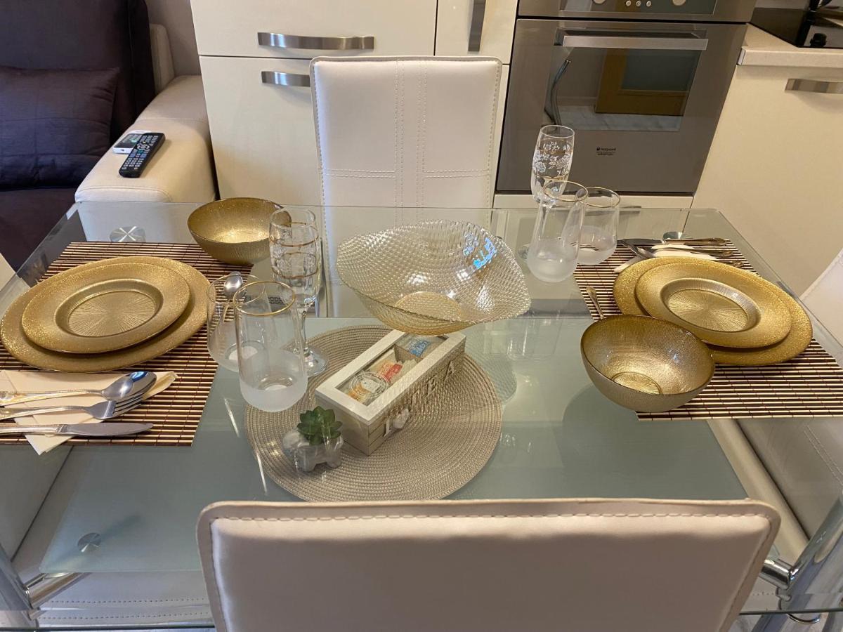 Iva Luxury Apartament Roese Buitenkant foto