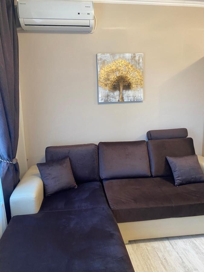 Iva Luxury Apartament Roese Buitenkant foto