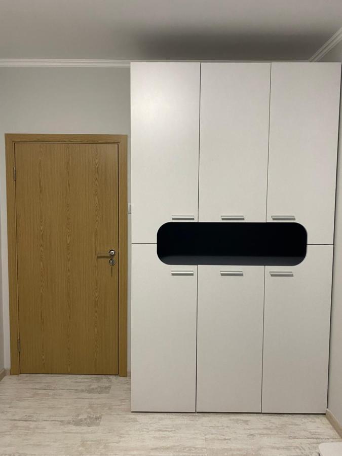 Iva Luxury Apartament Roese Buitenkant foto
