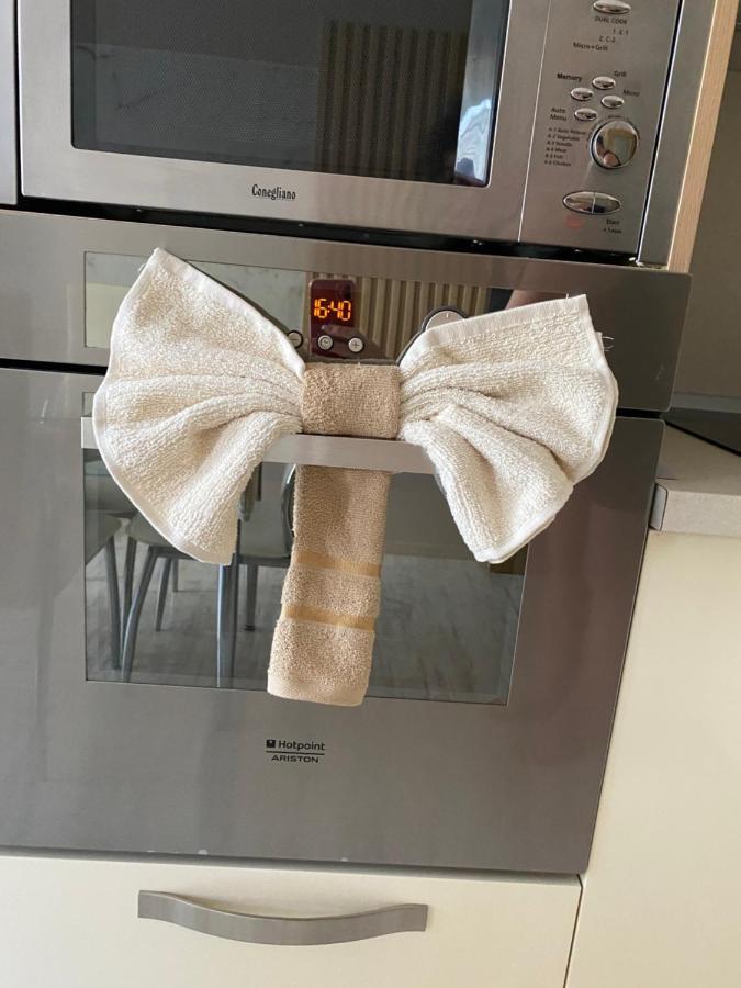 Iva Luxury Apartament Roese Buitenkant foto